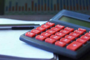 Kalkulačka insolvence: Výpočet srážek a nezabavitelné částky při oddlužení 2023